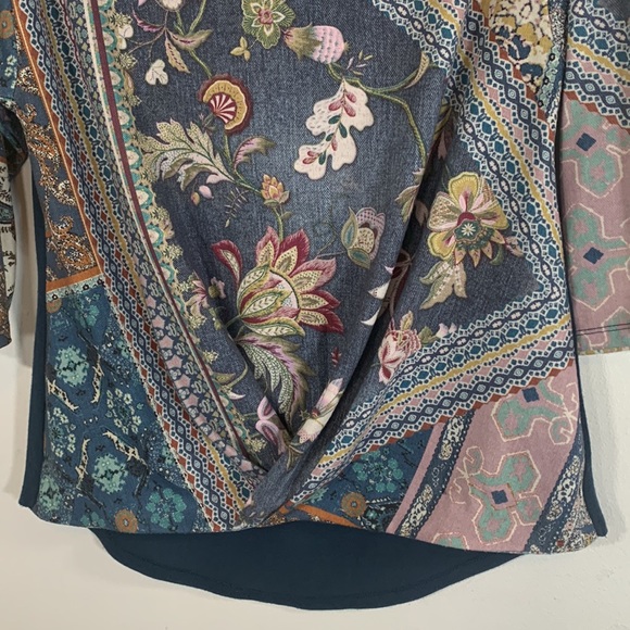 One World Live and Let Live Boho Floral Women’s Size S Knotted Front Hi Low Top - Picture 4 of 15
